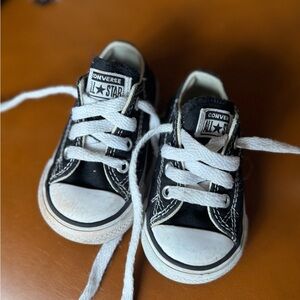 Converse Kids' Black Low-Top Canvas Sneakers size 3